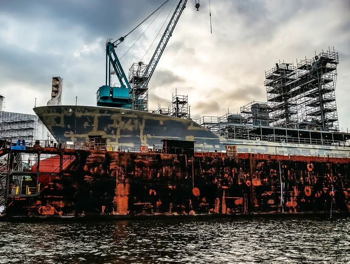 Molls de HafenCity en un creuer econòmic pel port i HafenCity de Hamburg